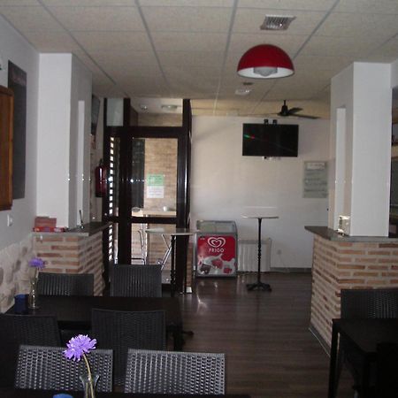 Apartamentos La Fonda Aninon Bagian luar foto
