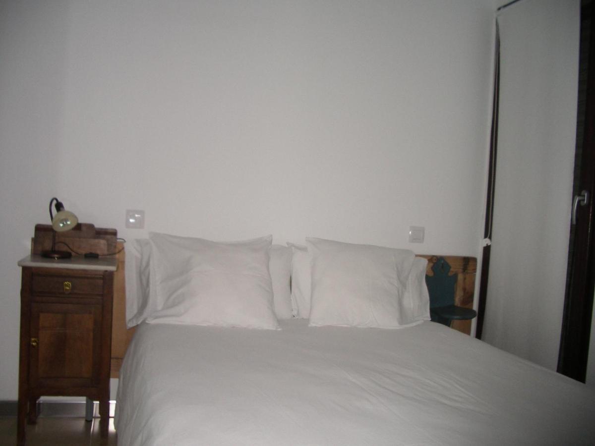 Apartamentos La Fonda Aninon Bagian luar foto