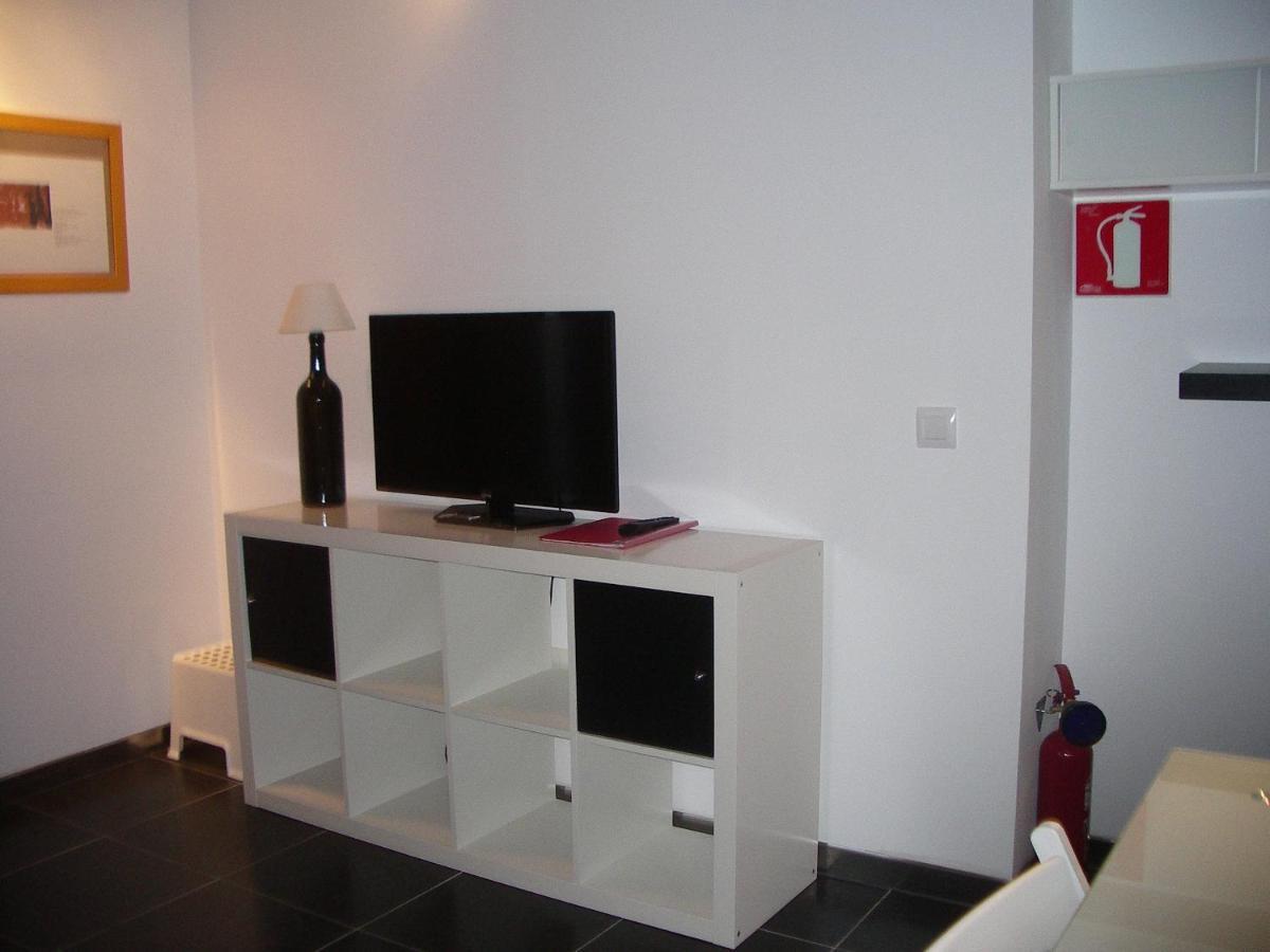 Apartamentos La Fonda Aninon Bagian luar foto