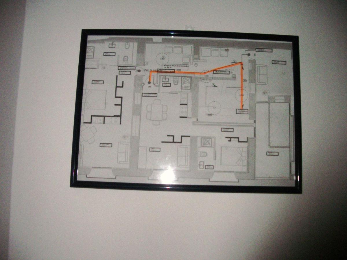 Apartamentos La Fonda Aninon Bagian luar foto