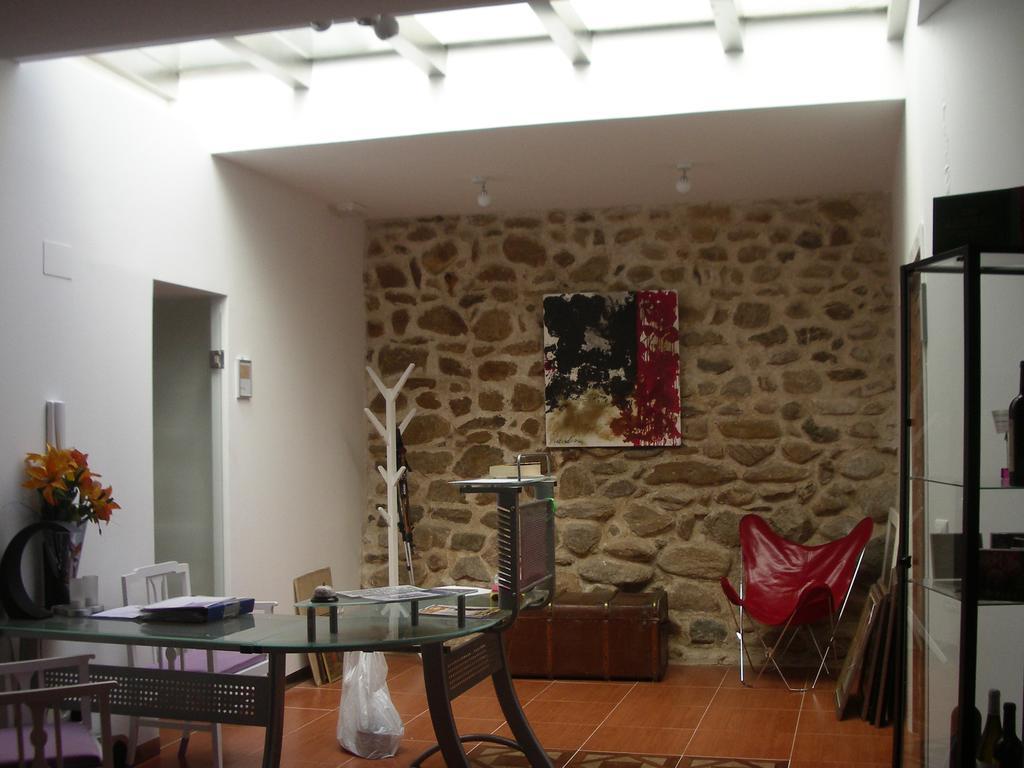 Apartamentos La Fonda Aninon Bagian luar foto