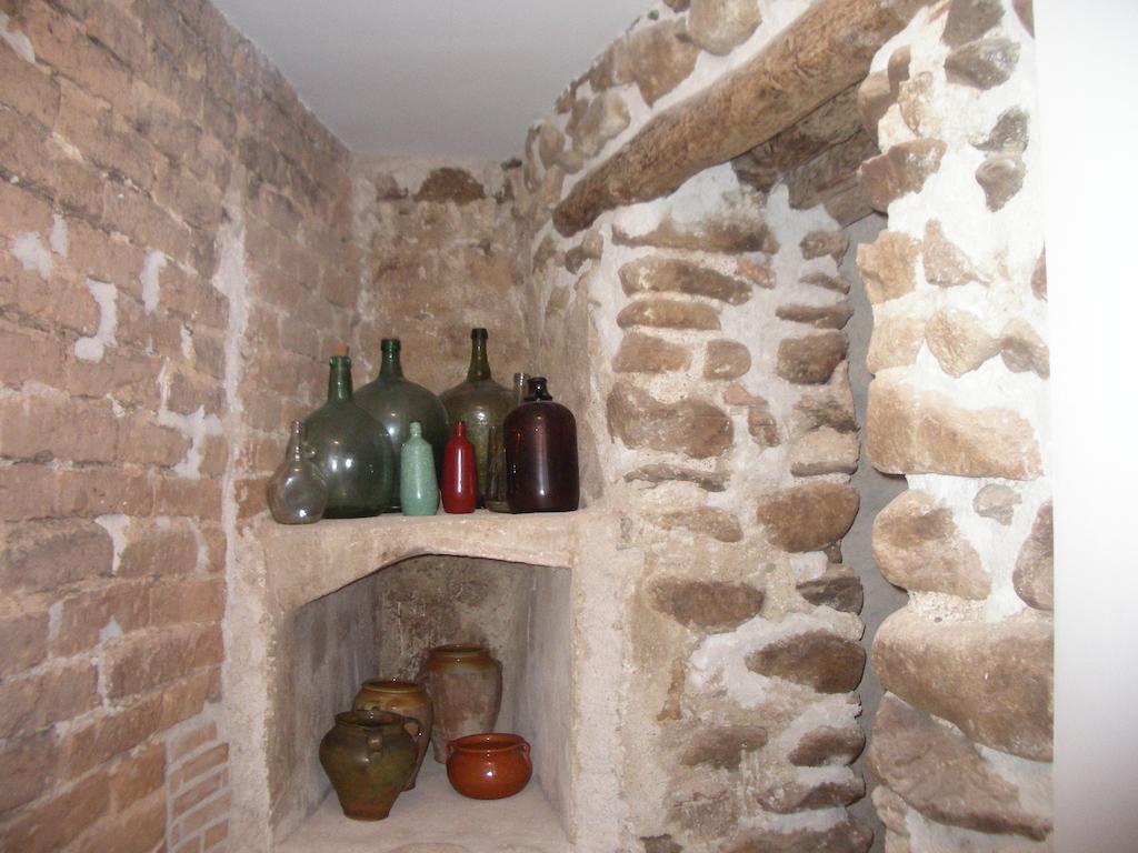 Apartamentos La Fonda Aninon Bagian luar foto