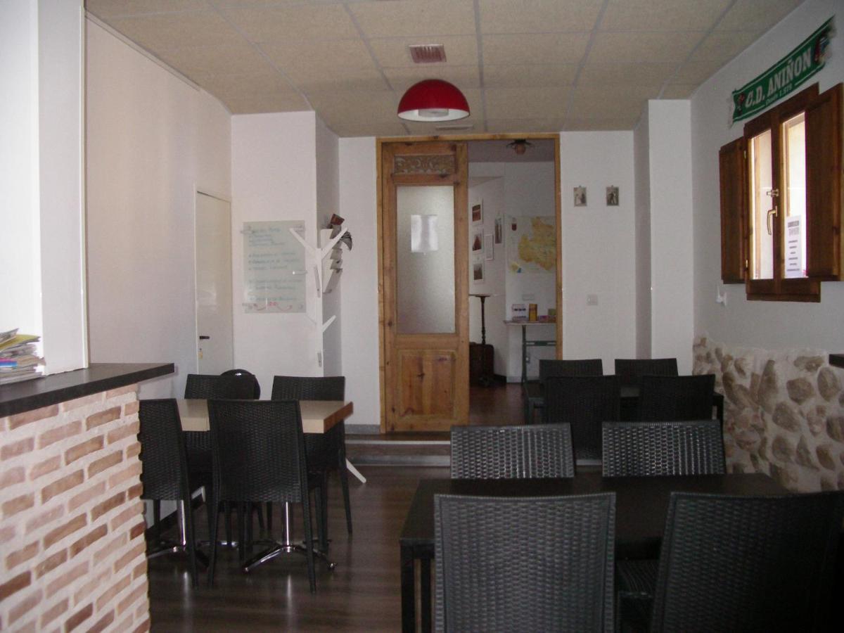 Apartamentos La Fonda Aninon Bagian luar foto