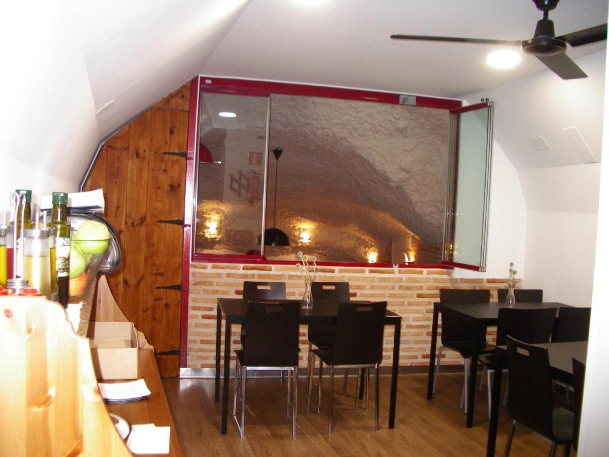 Apartamentos La Fonda Aninon Bagian luar foto